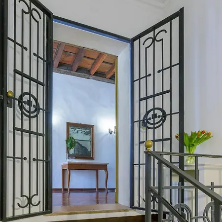 Palazzo 1500 Frescobaldi - Piano Nobile X 5 - A Casa Di Alfonso Daire Ferrara