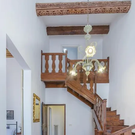 Palazzo 1500 Frescobaldi - Piano Nobile X 5 - A Casa Di Alfonso Daire