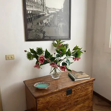 Frescobaldi Aparments! A Casa Di Francesco Apartment