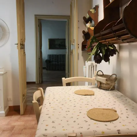 Frescobaldi Aparments! A Casa Di Francesco Apartment Ferrara