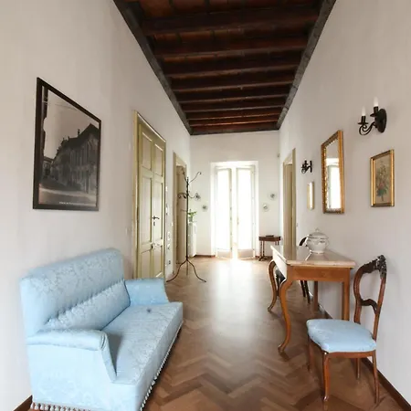 Palazzo 1500 Frescobaldi - Piano Nobile X 5 - A Casa Di Alfonso Daire