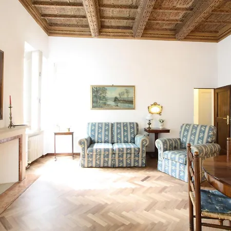 Apartment Palazzo 1500 Frescobaldi - Piano Nobile X 5 - A Casa Di Alfonso *