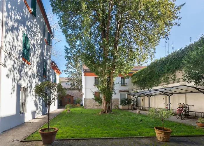 Palazzo 1500 Frescobaldi - Piano Nobile X 5 - A Casa Di Alfonso